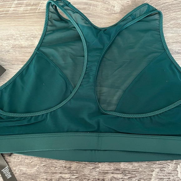 Victoria's Secret Green Sports Bra - Picture 4 of 6